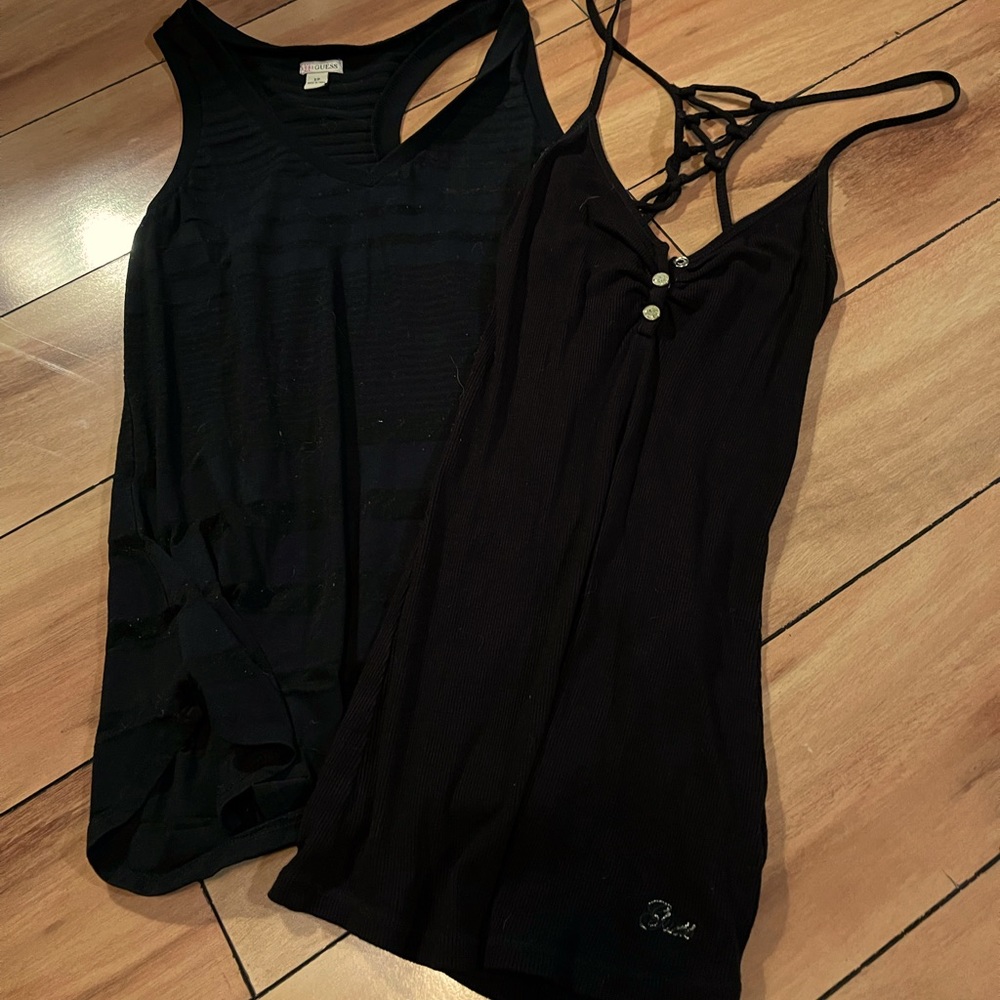 Guess tank top pair 🖤